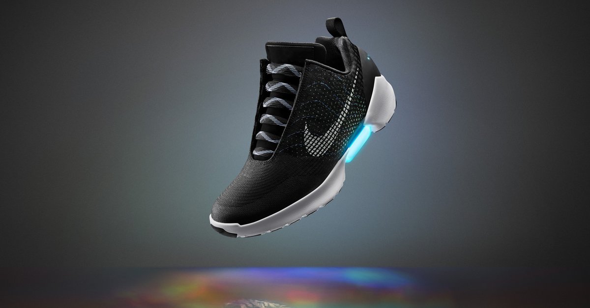 Nie mehr Schuhe binden: Nike HyperAdapt 1.0 erscheint am 28 Nie mehr Schuhe binden: Nike HyperAdapt 1.0 erscheint am 28