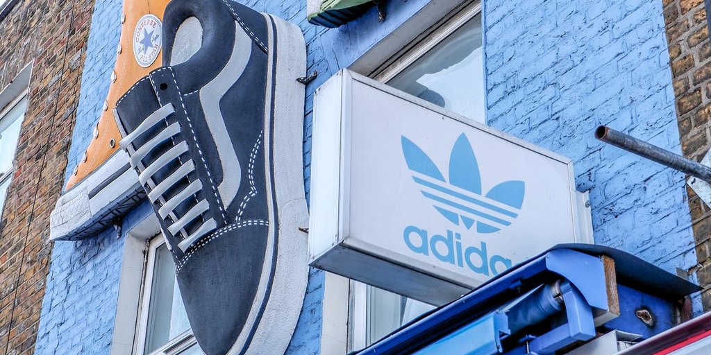 WhatsApp Kettenbrief: Adidas gibt allen kostenlose Schuhe WhatsApp Kettenbrief: Adidas gibt allen kostenlose Schuhe