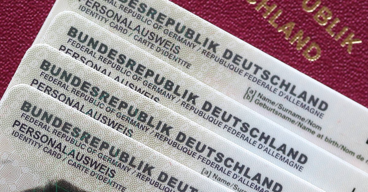 Personalausweis Verloren Neu Beantragen Kosten Personalausweis-PIN vergessen? Online neu beantragen