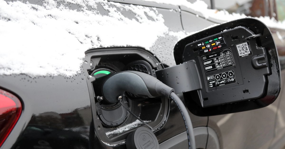 Winter traffic jams are no problem for e-cars – under these conditions
