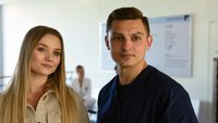 „Frühling“: Daher kommt euch der sympathische Krankenpfleger aus Folge 5 bekannt vor