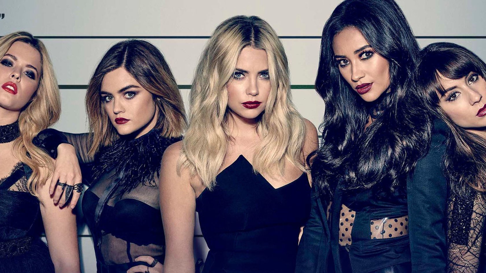 Pretty Little Liars: Wer ist A? Wer ist Über A? Alle Infos & Spoiler!