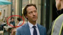 Doppelter Filmfehler in 30 Sekunden: Erfolgreiche deutsche Netflix-Serie patzt bei Detail im Hintergrund