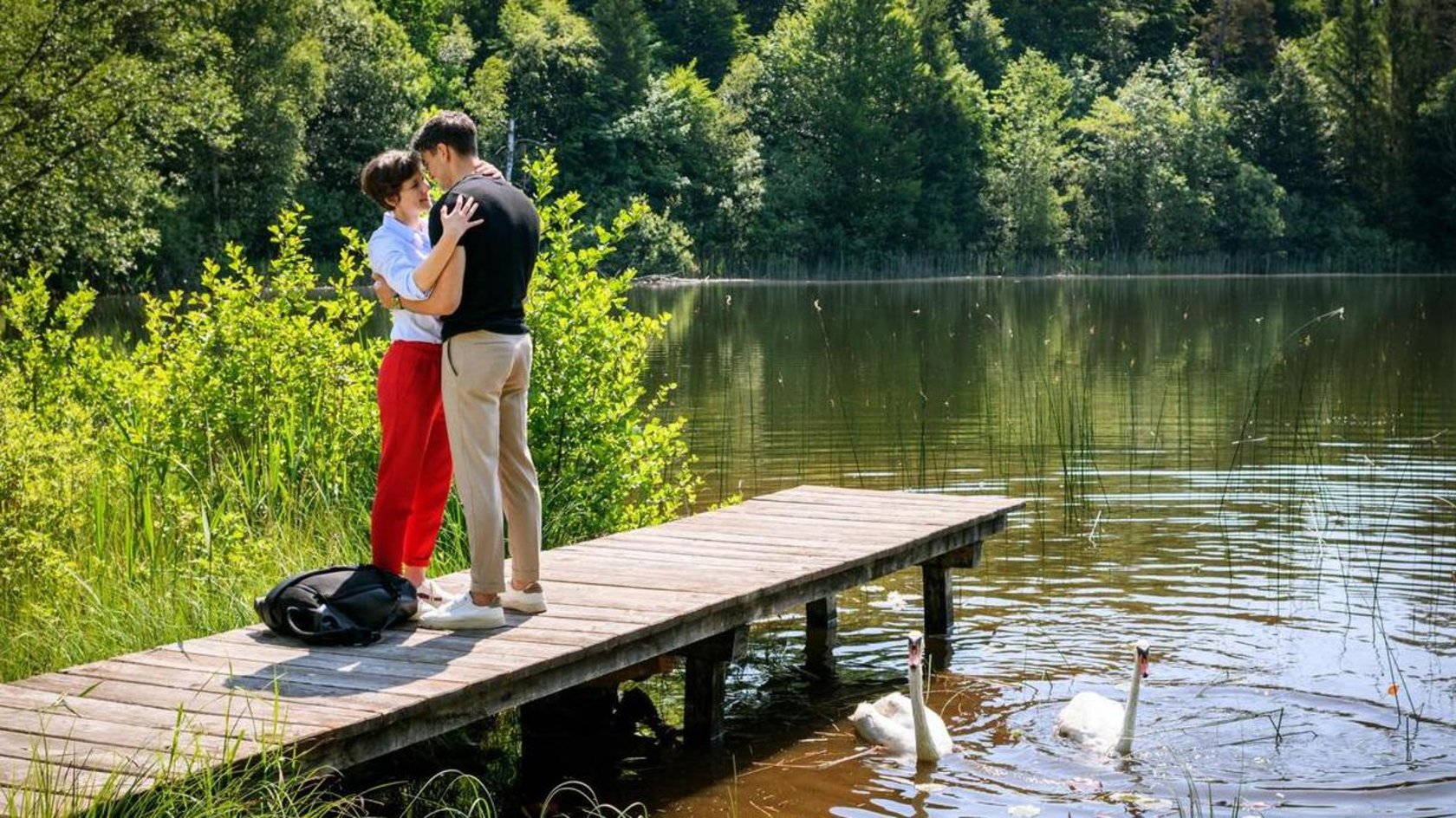 "Sturm der Liebe": Leander will auswandern – Eleni wird sich endlich ihrer Gefühle klar