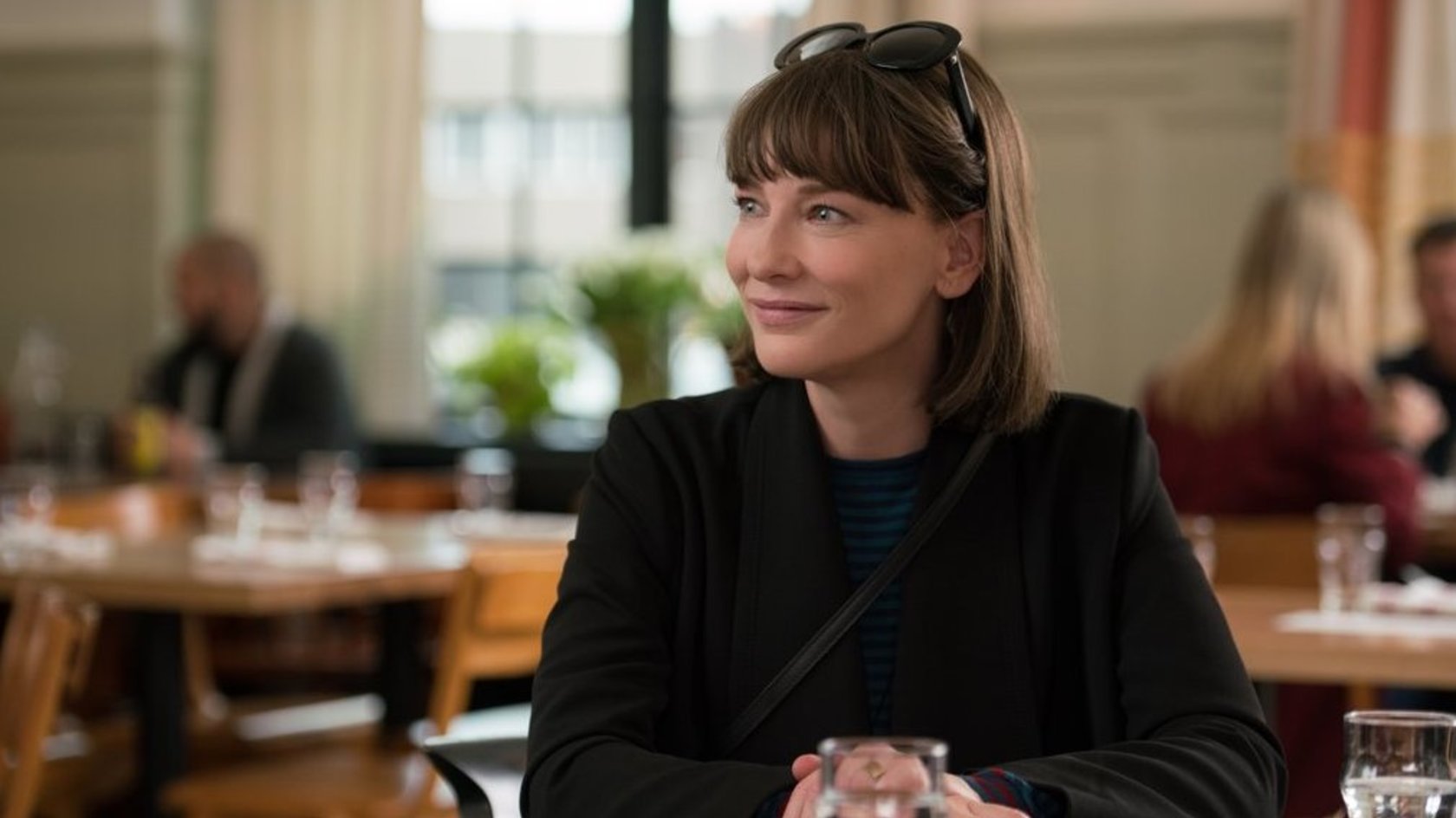 „Bernadette“-Gewinnspiel: Wir verlosen Fanpakete mit der Romanvorlage und Arktis-Bildbänden