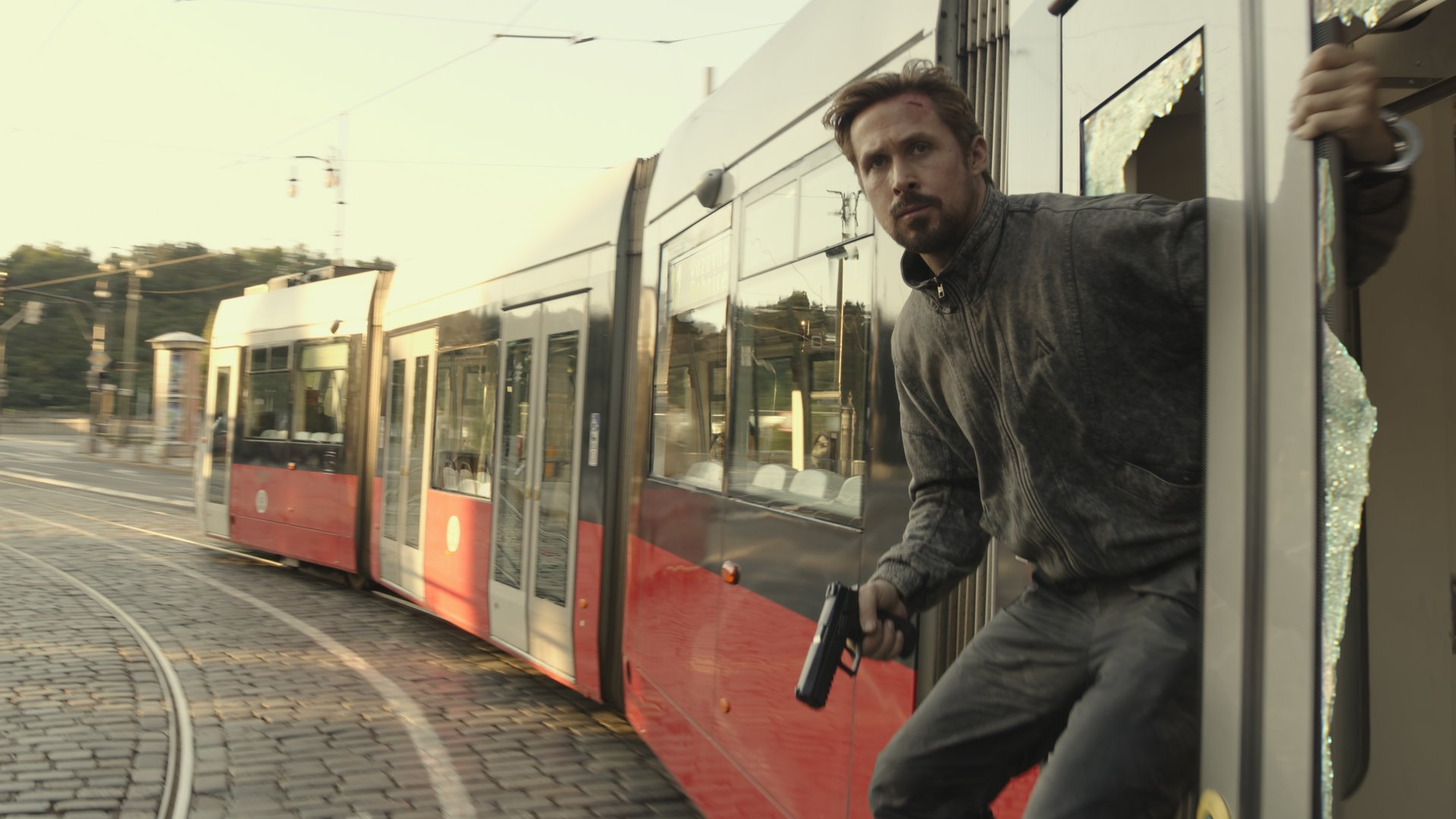#Erster Trailer zum teuersten Netflix-Film: „The Gray Man“ garantiert euch ein Action-Spektakel