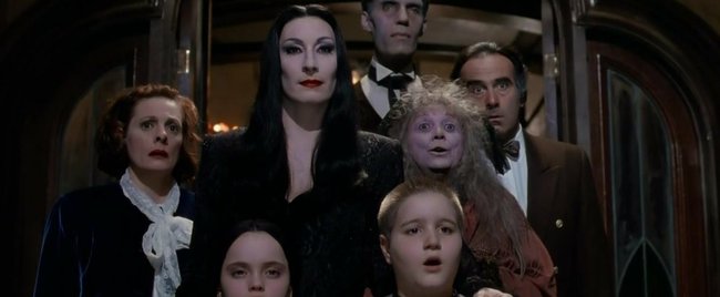 „Die Addams Family“: Was wurde aus den Darstellern der Gruselfamilie?