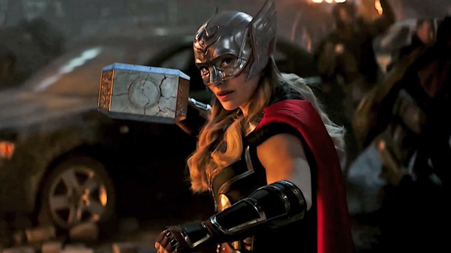 #Mit epischen Kostümen: Neues „Thor 4“-Bild zeigt erstmals die beiden MCU-Thors vereint