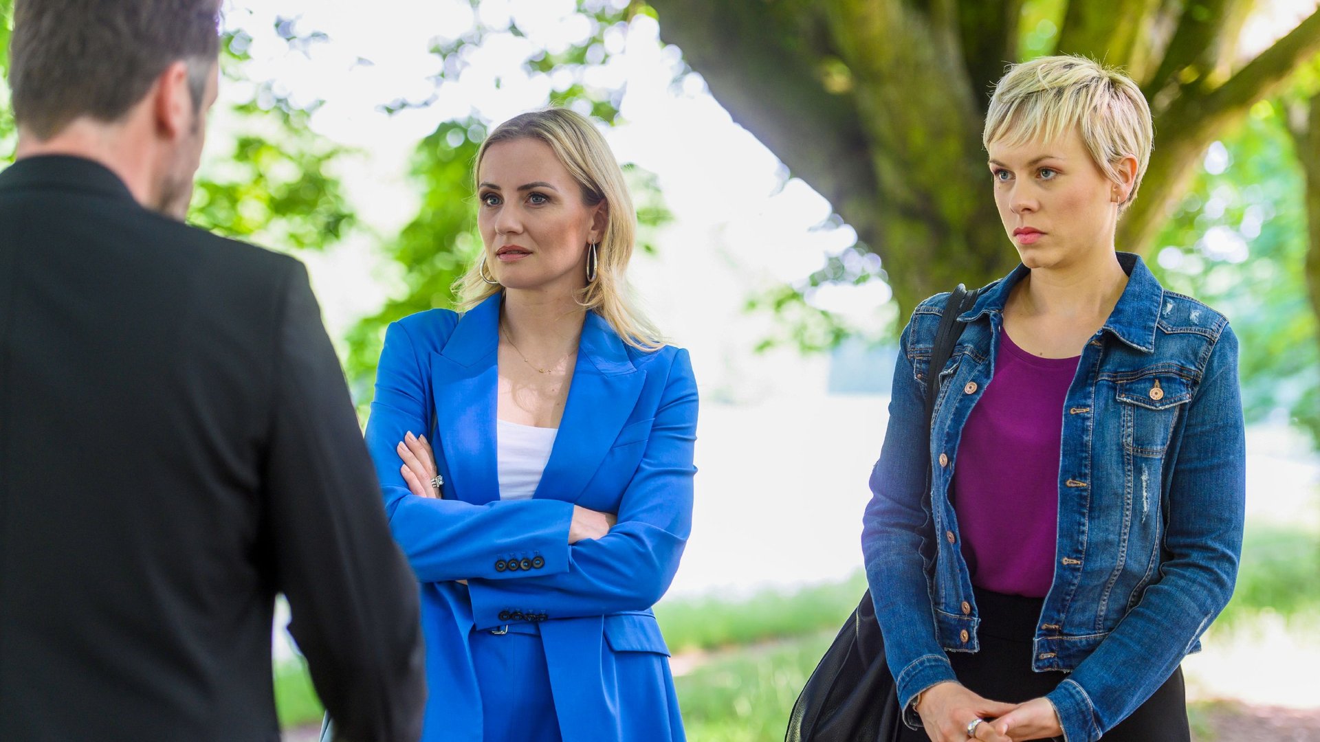 AWZ: Für das Prunkwerk – Isabelle und Kim machen gemeinsame Sache gegen AWZ: Für das Prunkwerk – Isabelle und Kim machen gemeinsame Sache gegen