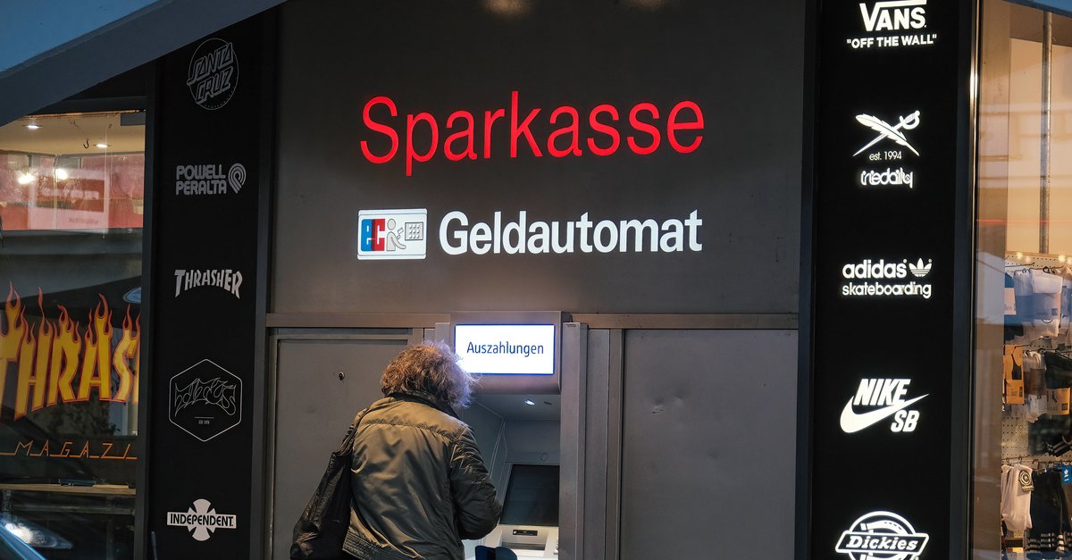 SparkassenApp Neue Funktion erleichtert Geld abheben am Automaten