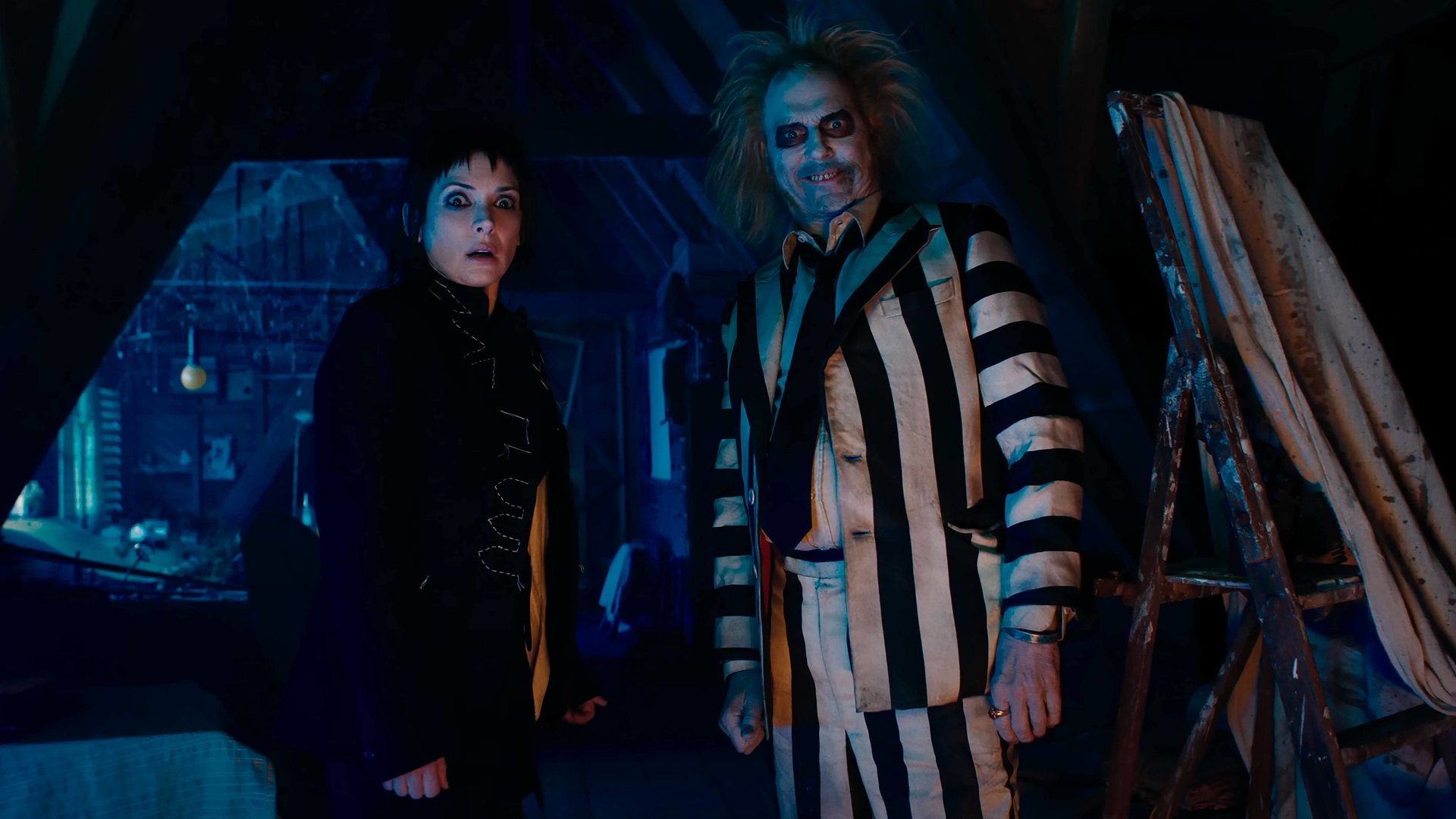 „Beetlejuice Beetlejuice“-Kritik: Überdrehter Horror-Rausch à la Tim Burton