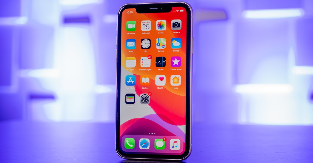 iPhone 11 with 10 GB tariff at a bargain price