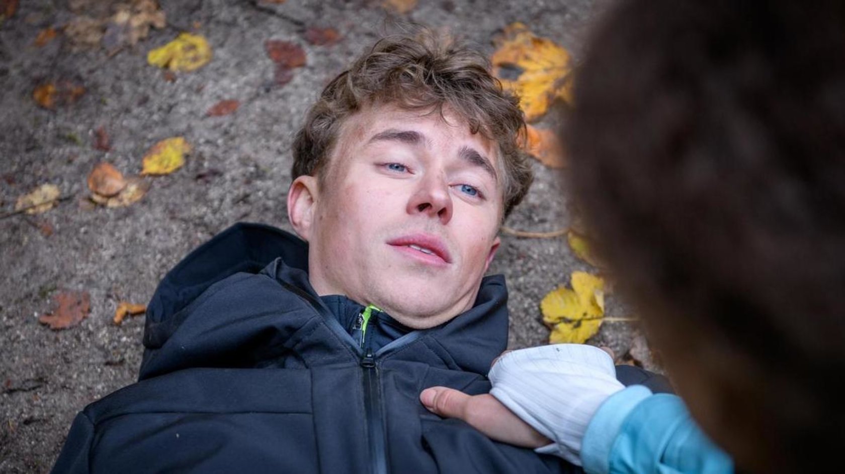 Sturm der Liebe“: Philipp in Lebensgefahr – es kommt zu einem magischen  Moment