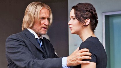 Panem Fans Rasten Aus! Neuer Tribute Von Panem Film: Sie Ist Zurück! (Video Enthüllt!) - bc6bhka