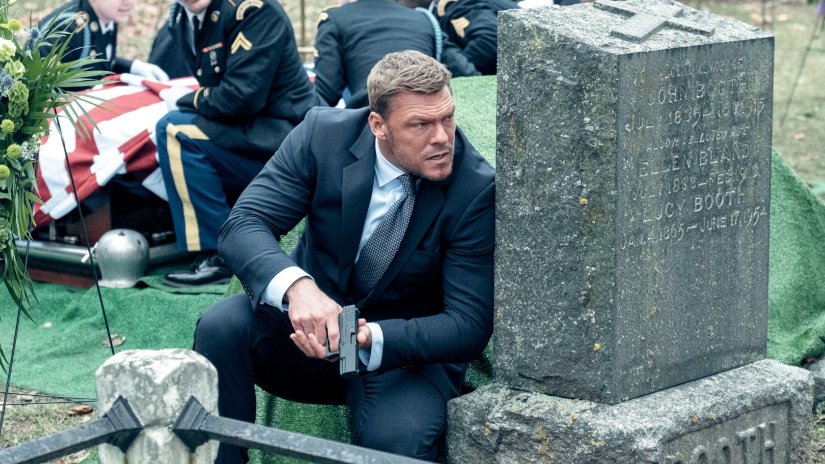 „Dad TV“-Vorwurf: „Reacher“-Star verteidigt Amazon-Actionserie gegen falsche Kategorisierung
