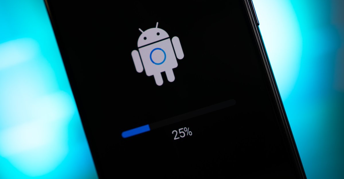 If you have a Samsung phone, you need to install this software update directly