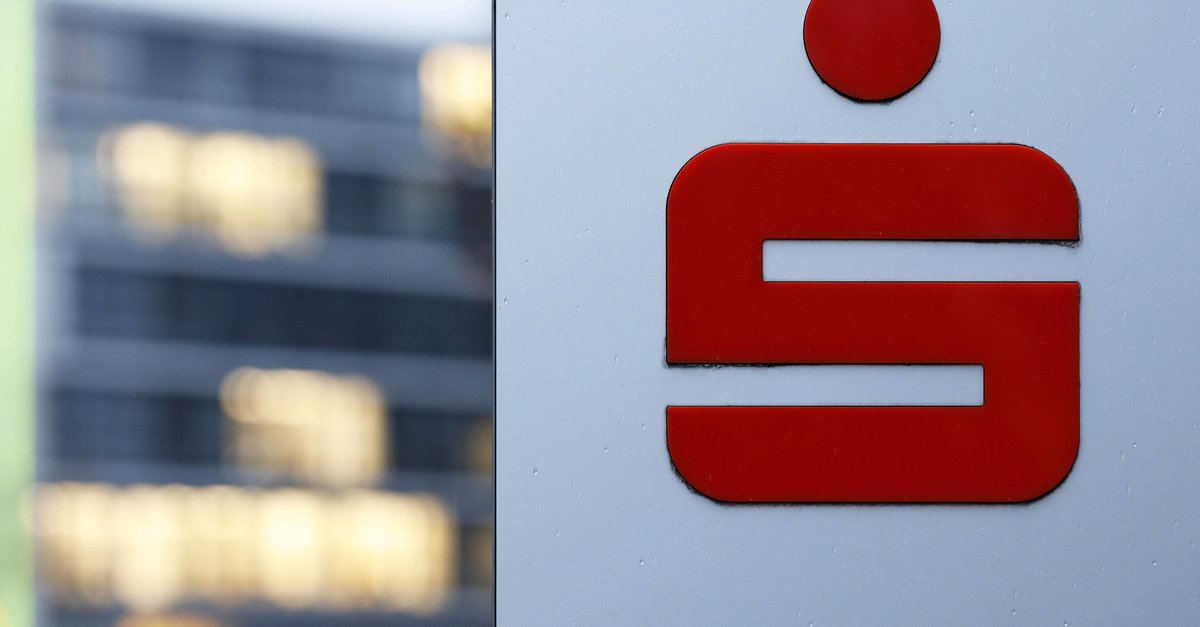 Sparkasse Verschickt Kündigungen: Tausenden Kunden Droht Rauswurf