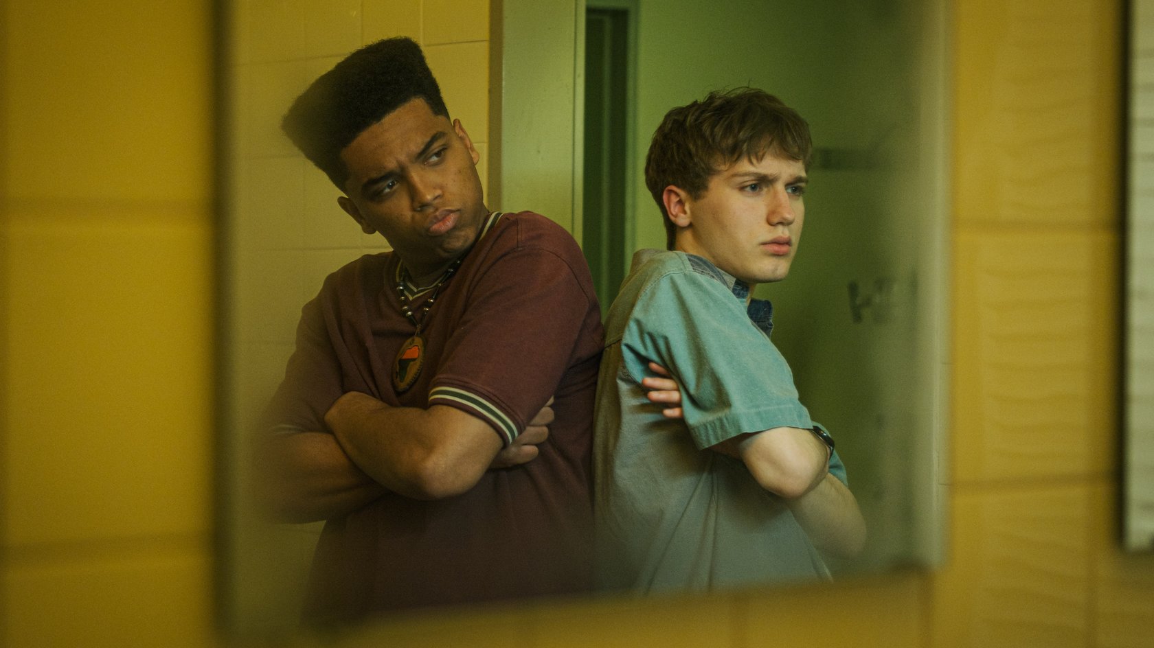 Endlich auf Netflix: Diese Hip-Hop-Serie der „4 Blocks“-Macher schickt euch zurück in die 90er