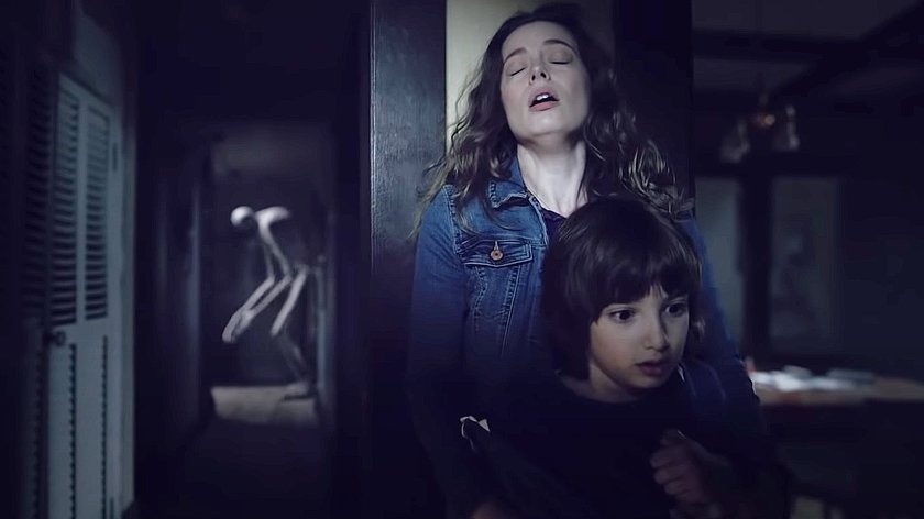 Trailer zu „Come Play“: Horrorfilm im Stil von „Stranger Things“ und „Babadook“