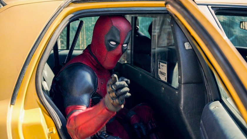 Keine leichte Aufgabe: Ryan Reynolds spricht enthüllende Set-Fotos zu „Deadpool 3“ an