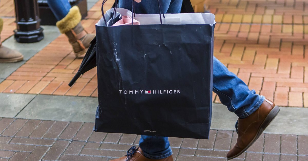 Amazon sells Tommy Hilfiger clothes