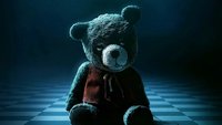 Neuer Horror-Trailer zeigt: Dieser Teddy gehört genauso wenig in Kinderhände wie M3GAN