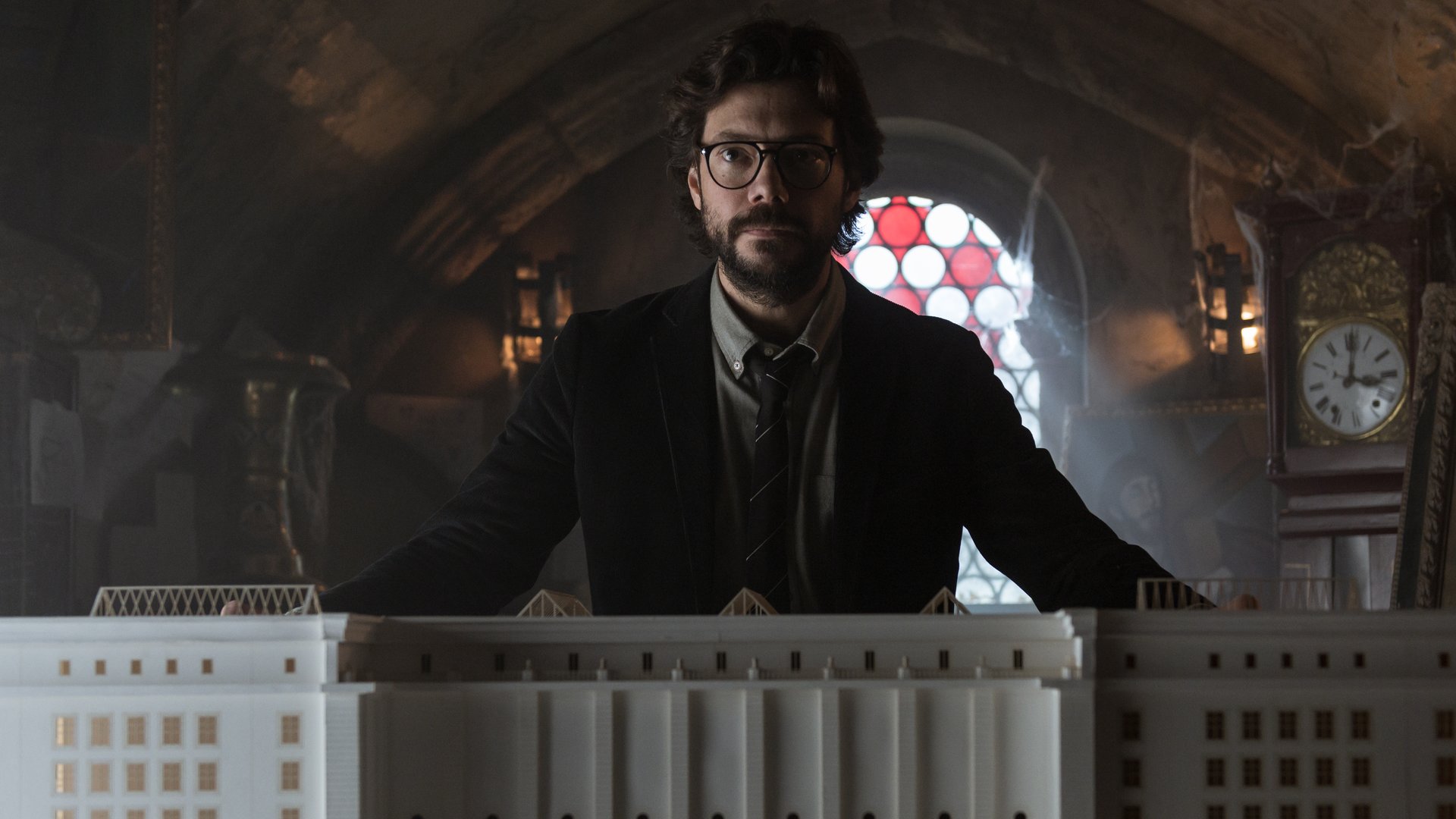 Haus Des Geldes Staffel 4 Start Auf Netflix Handlung Und Cast