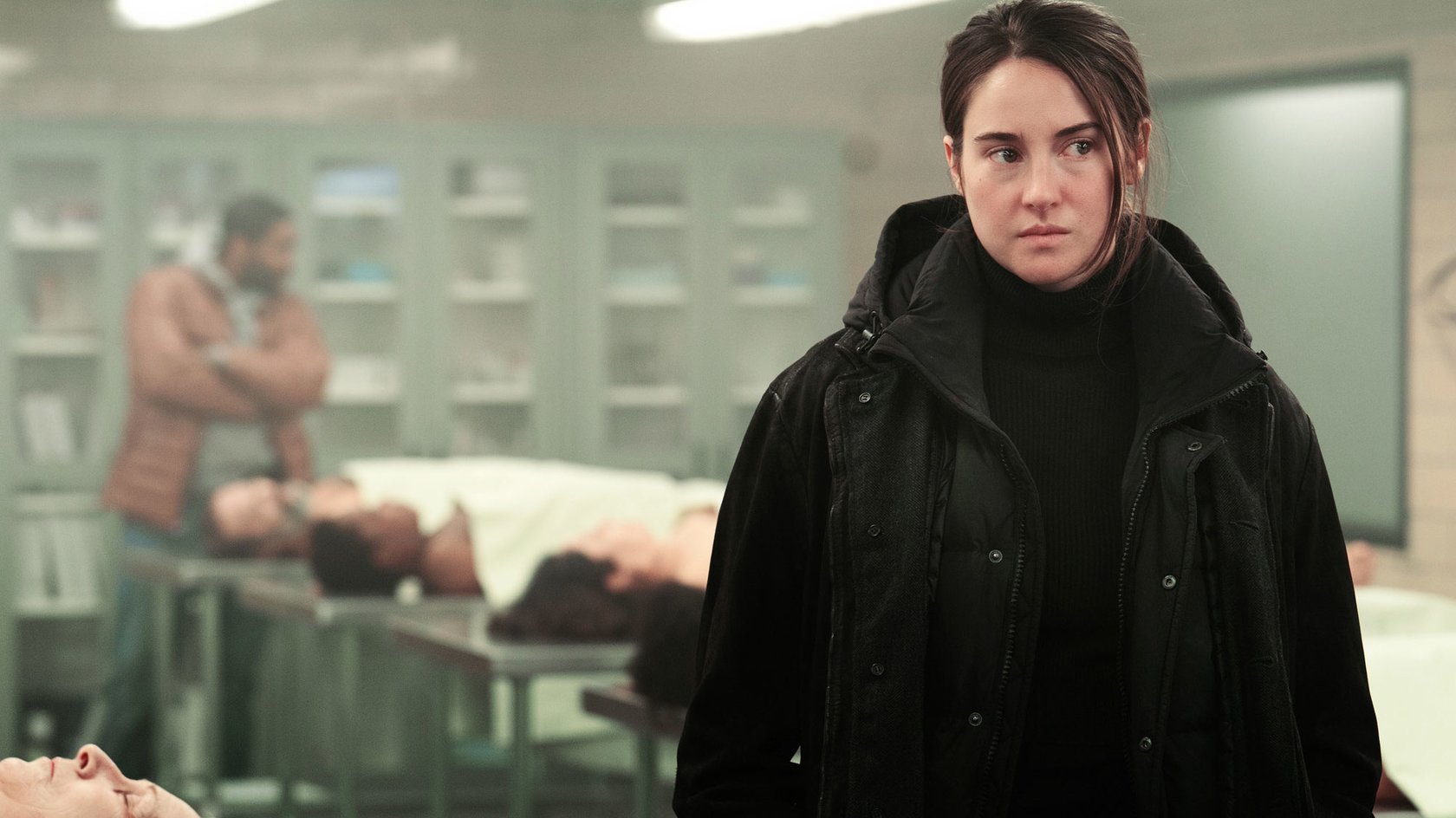 Brutales Verbrechen: Im Trailer zu „Catch the Killer“ geht Shailene Woodley auf Amokläuferjagd