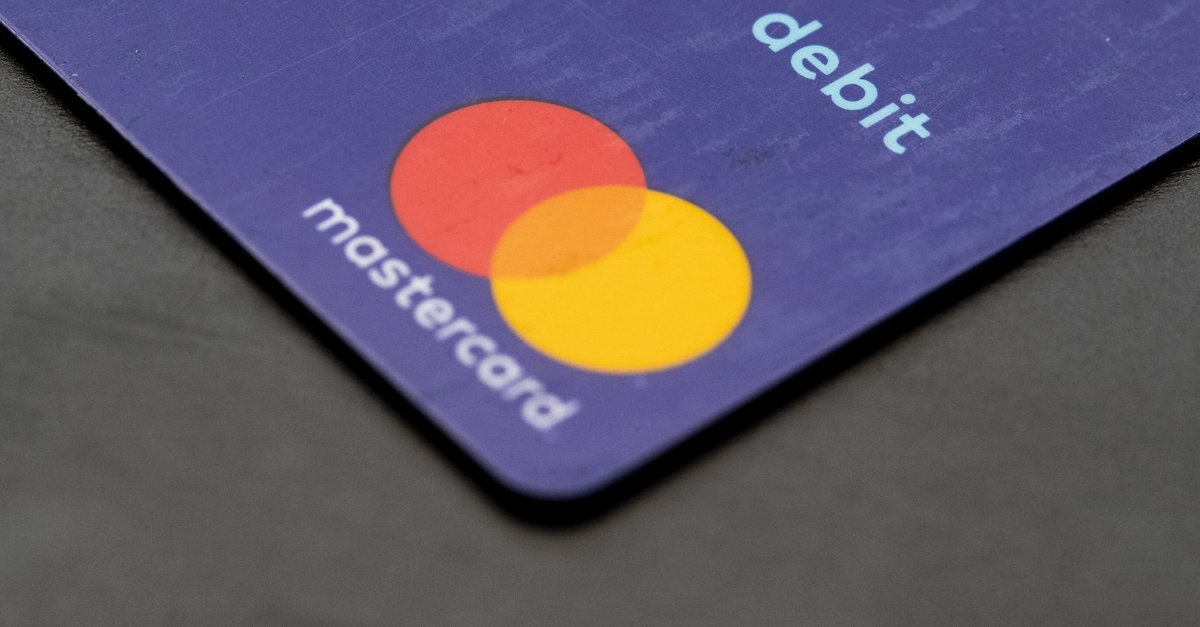 Mastercard customers receive cash – under one condition
