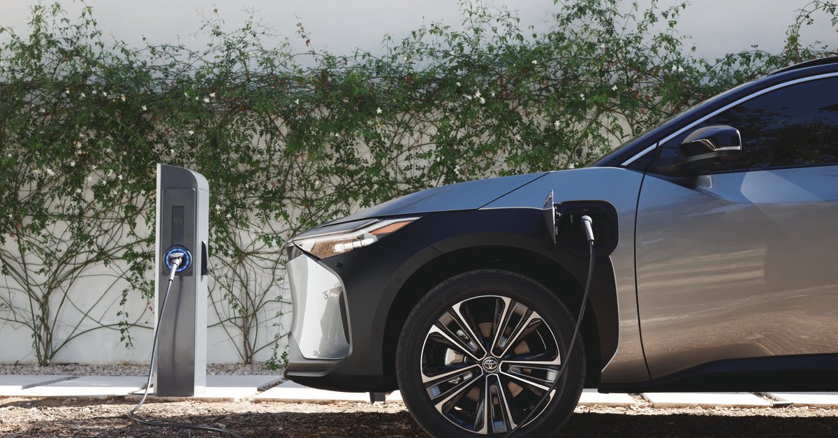 Klare Kante bei E-Autos? Toyota soll radikalen Neustart planen