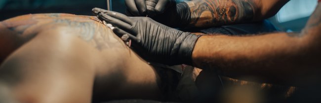 Tattoo-Fails: Compilation der schlimmsten Tätowierungen