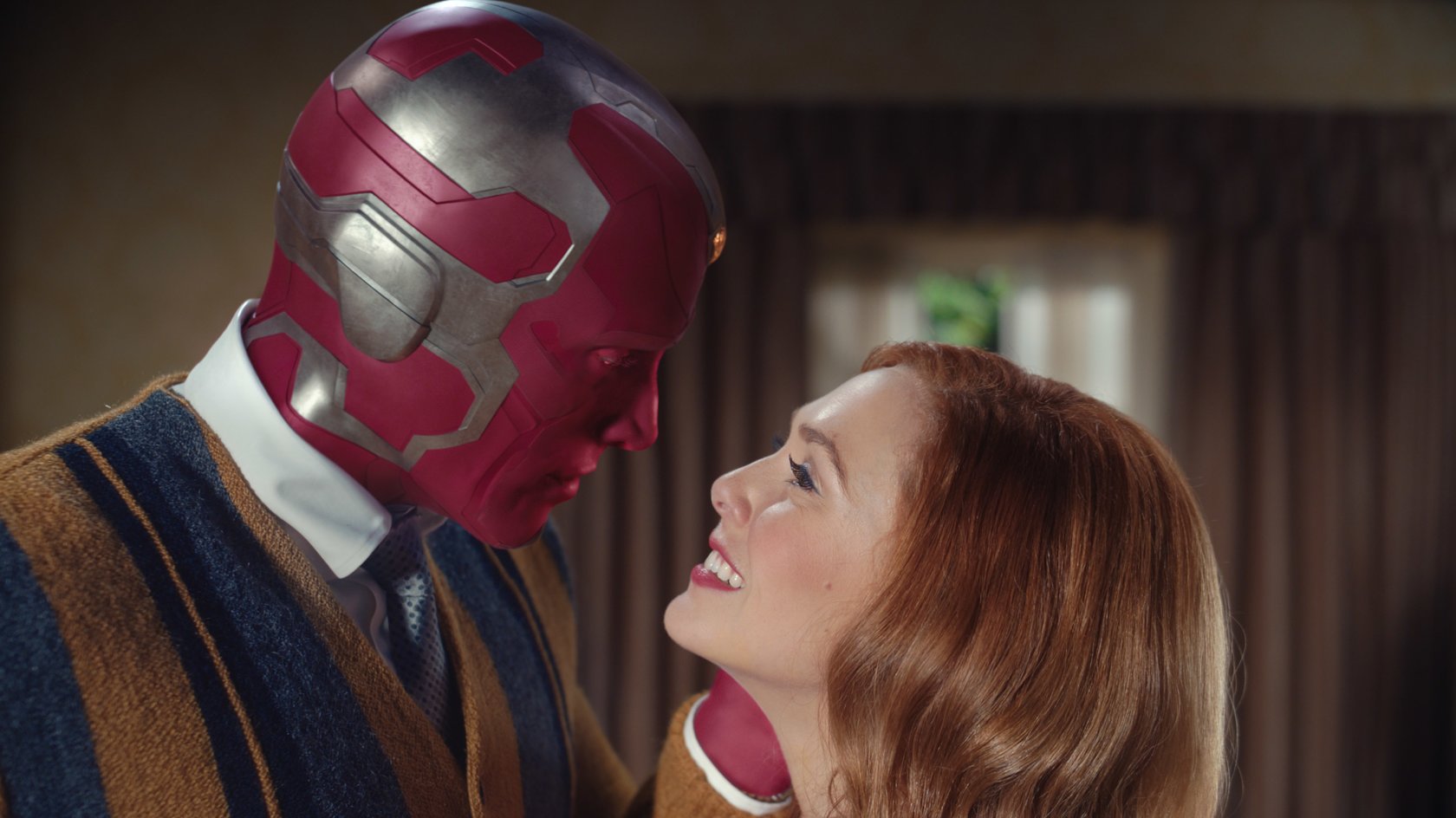 Sitcoms und toter Vision: „WandaVision“ beantwortet die beiden größten Fragen der Marvel-Fans