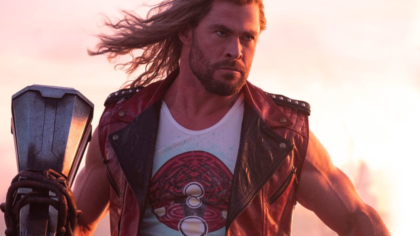 „Thor: Love and Thunder“-Gewinnspiel: Wir verlosen zum Kinostart drei prall gefüllte Fanpakete!