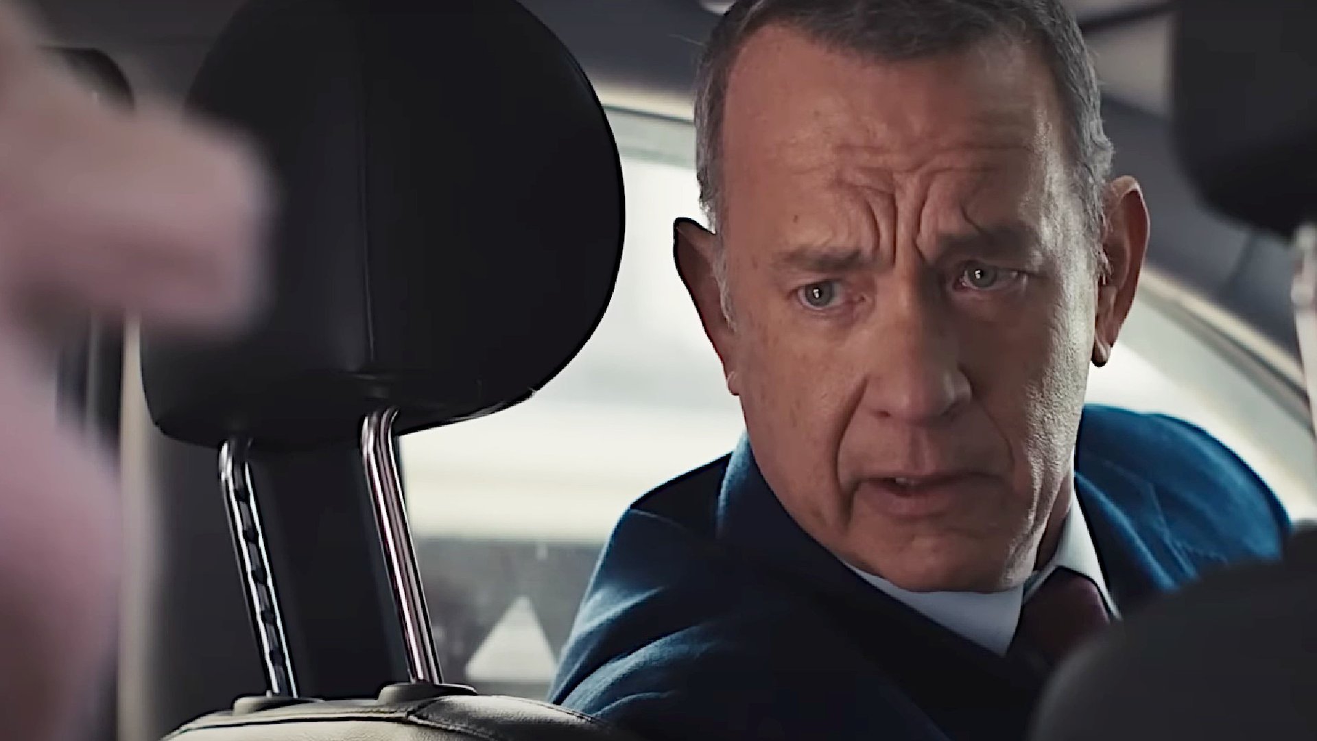 #Alle lieben Tom Hanks – und er hasst sie alle: Jedenfalls im ersten Trailer zur bösen Tragikomödie